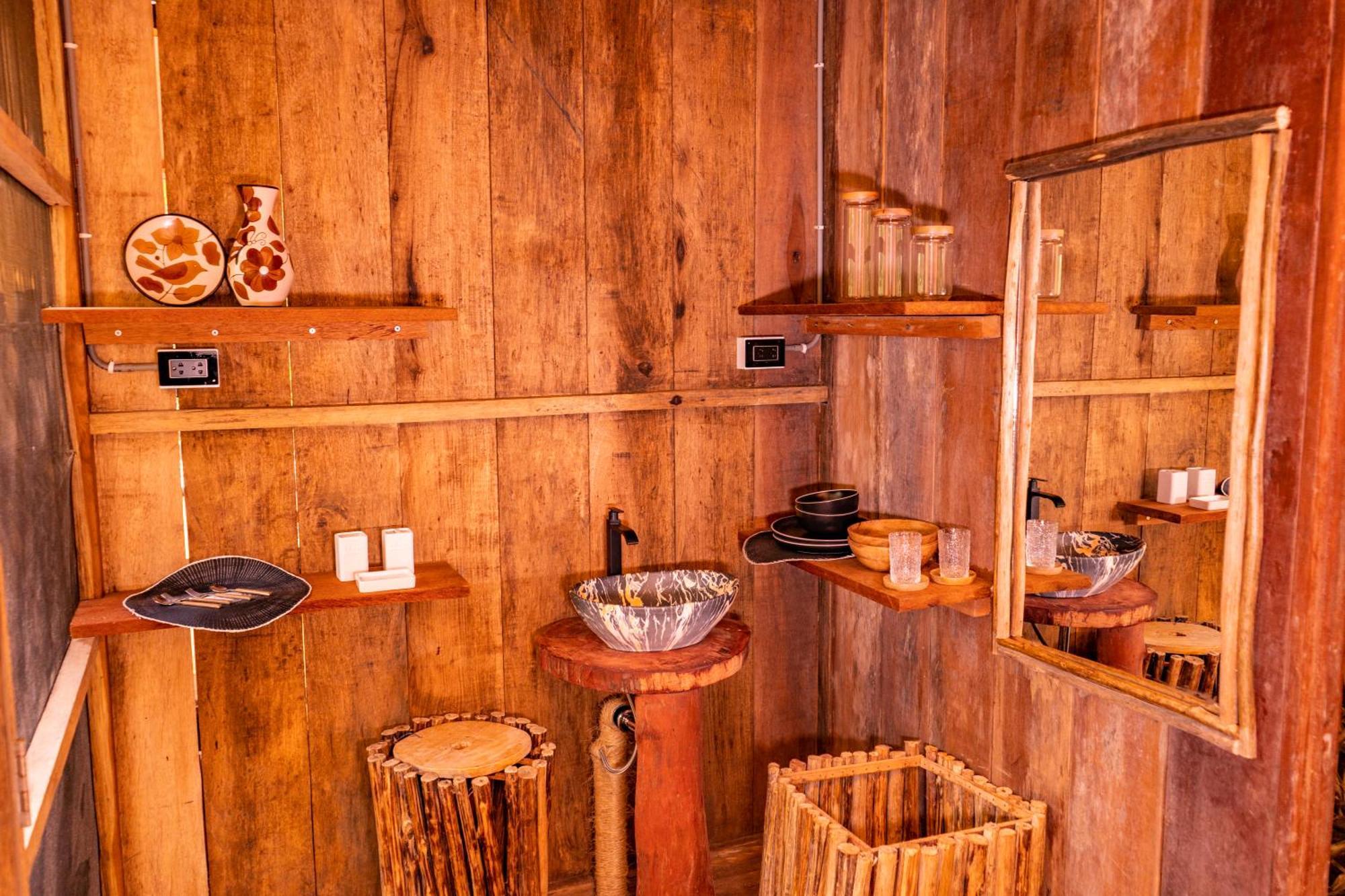 Awaken Amazonian Healing Resort All Inclusive 이키토스 외부 사진