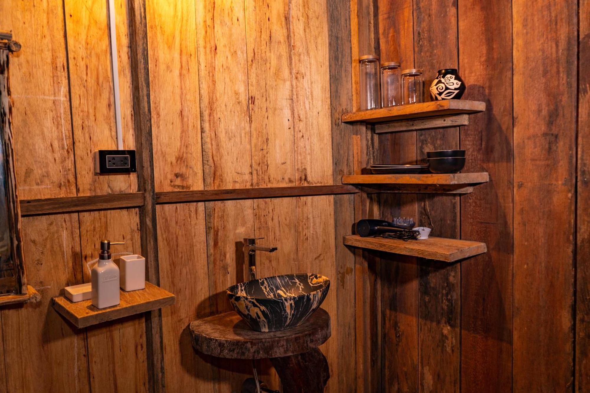 Awaken Amazonian Healing Resort All Inclusive 이키토스 외부 사진